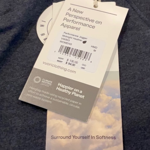 NWT VUORI PERFORMANCE JOGGER PANTS SIZE MEDIUM. MIDNIGHT HEATHER. - Picture 2 of 5